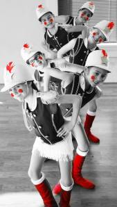 1465128_10201618526799763_2021992517_n